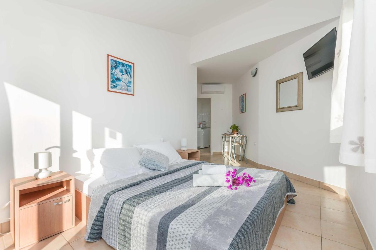 Apartmani Neno Локва-Рогозница Экстерьер фото