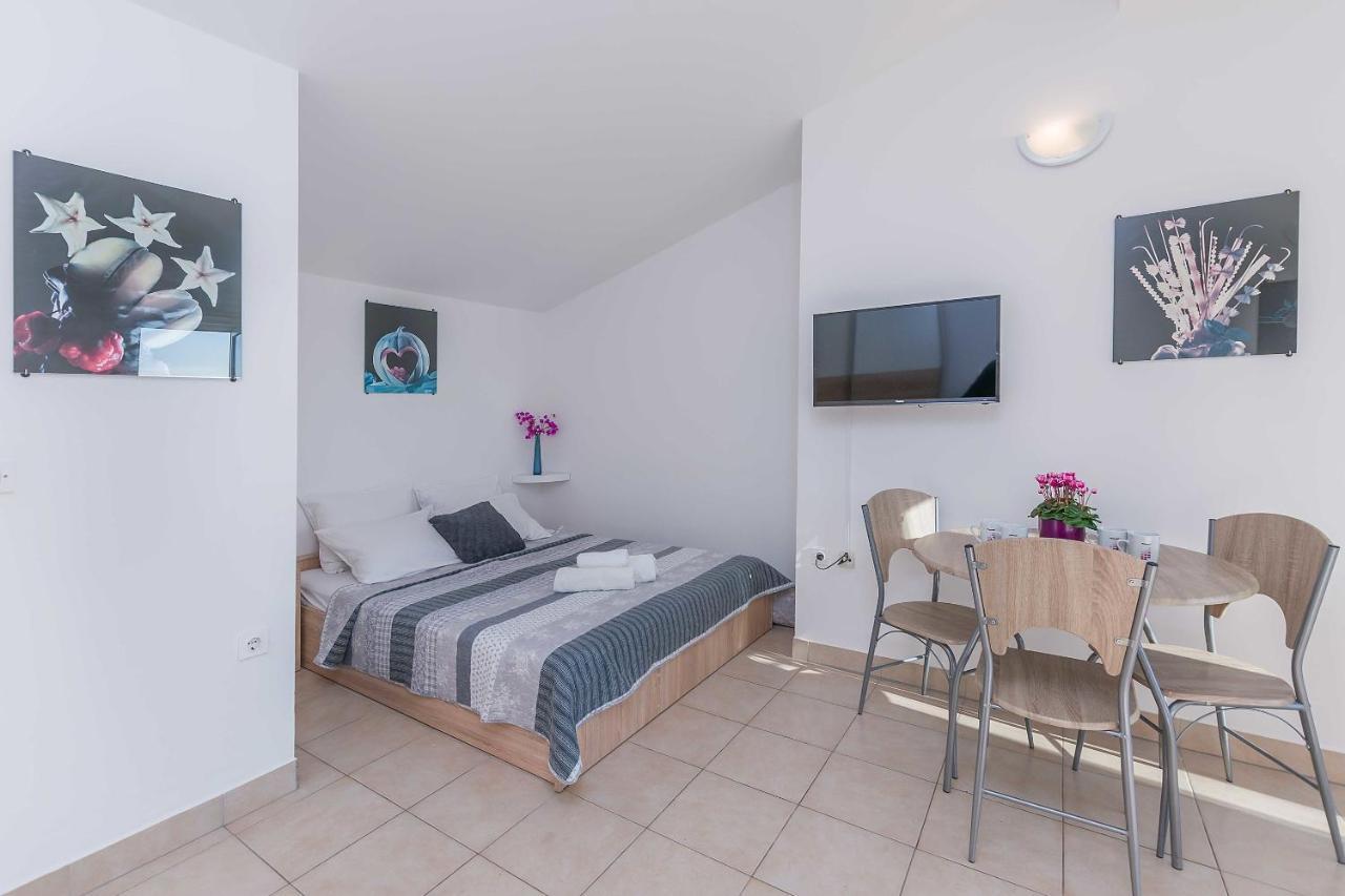 Apartmani Neno Локва-Рогозница Экстерьер фото